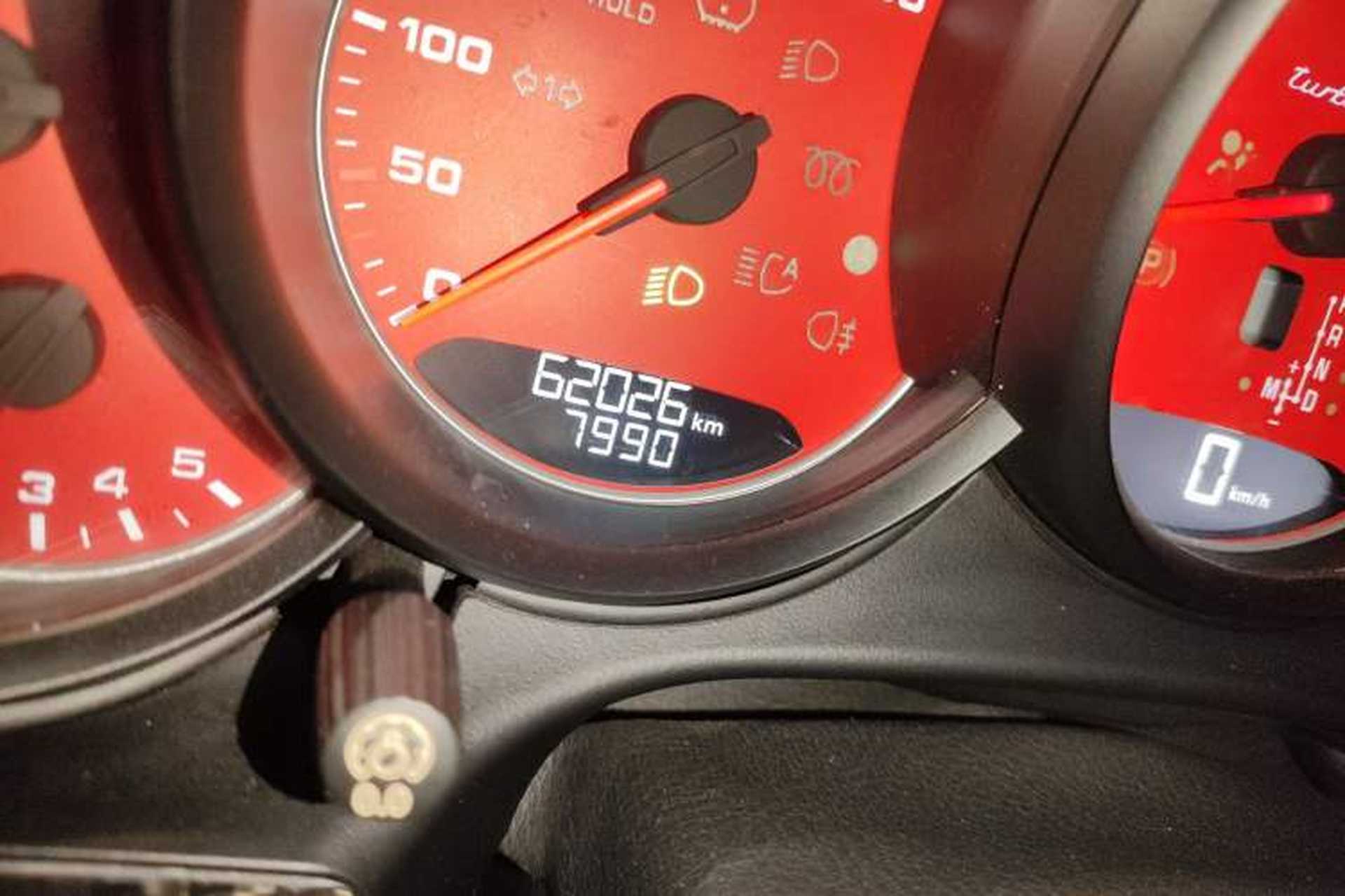Used Porsche 911 2016 Turbo 3.8T Odometer Close Up