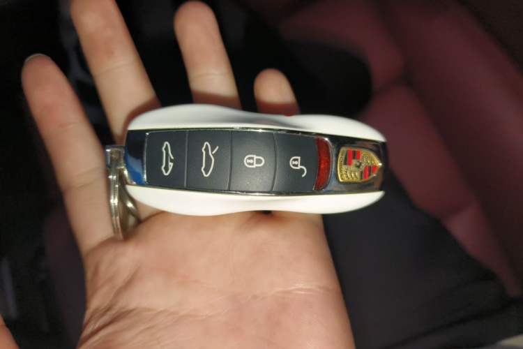 Used Porsche 911 2016 Targa 4 3.0T Vehicle Key