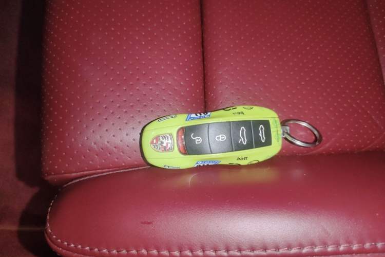 Used Porsche 911 2016 Carrera Cabriolet 3.0T Vehicle Key