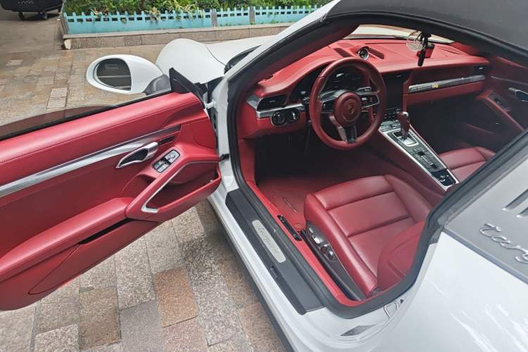 Used Porsche 911 2016 Targa 4 3.0T Driver Seat