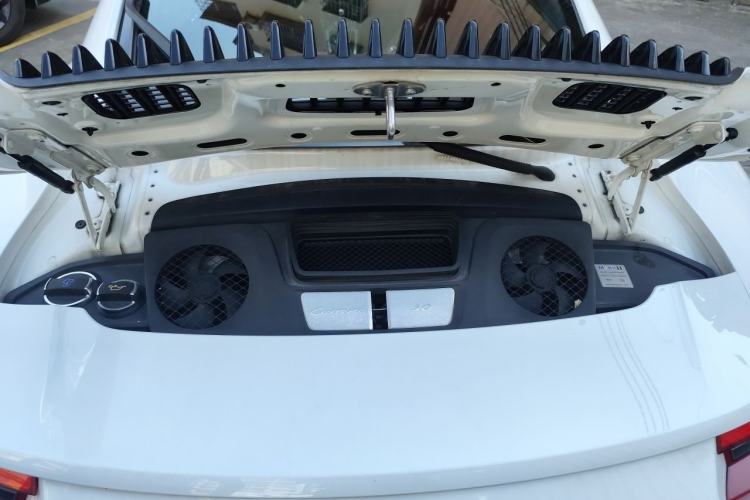 Used Porsche 911 2016 Carrera 3.0T Engine Bay