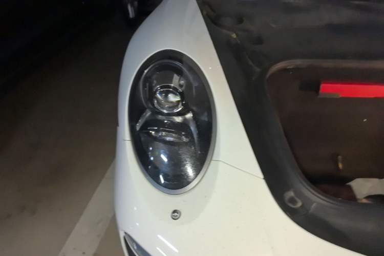 Used Porsche 911 2016 Carrera 3.0T Engine Bay Right