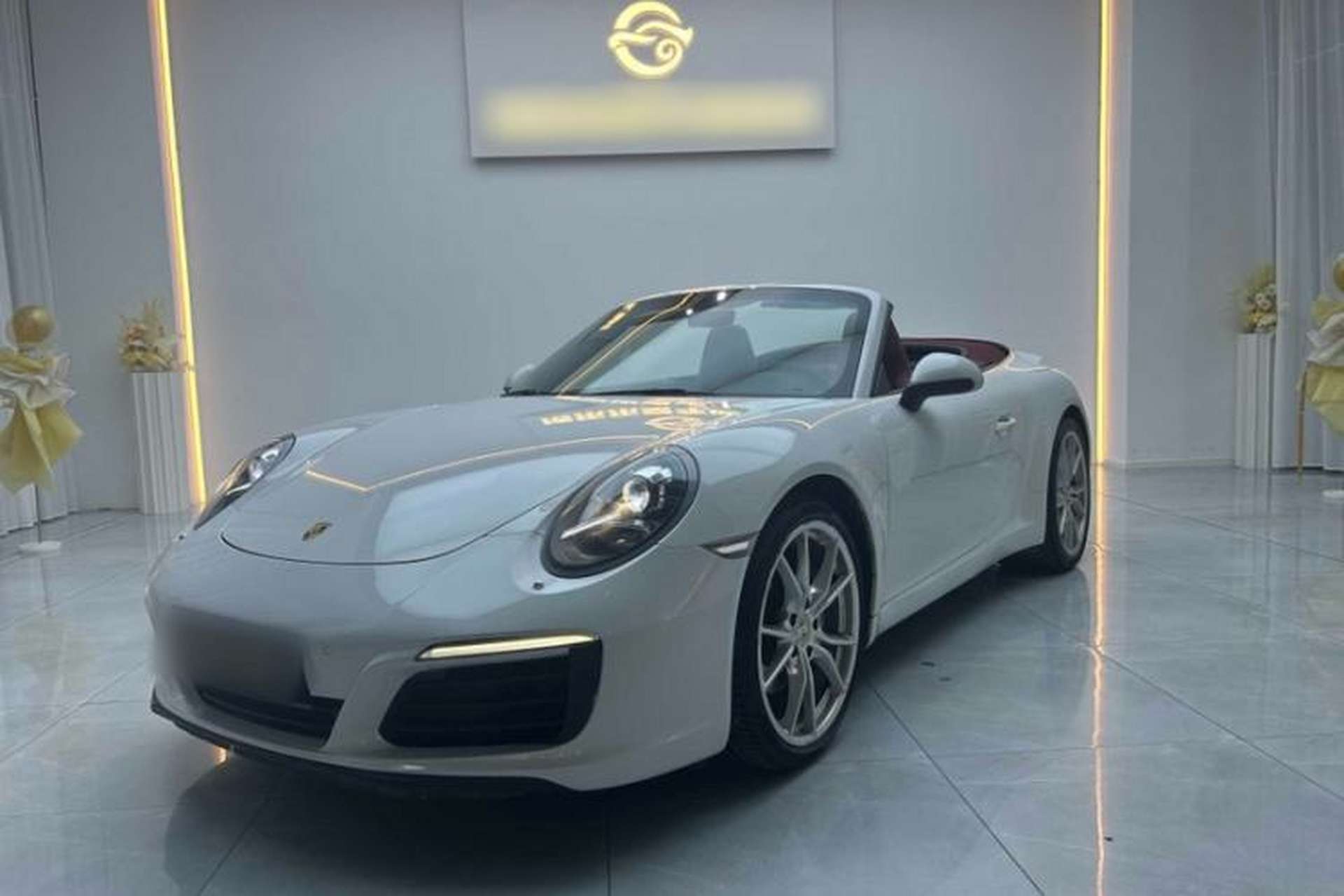 Used Porsche 911 2016 Carrera Cabriolet 3.0T Front Left 45 Deg