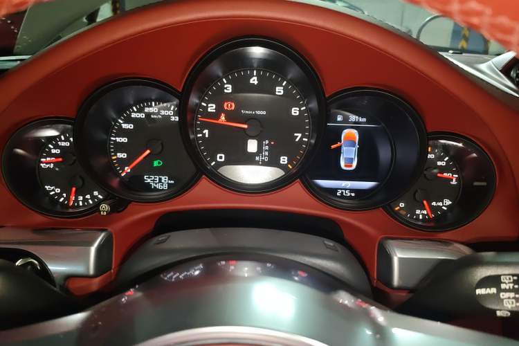 Used Porsche 911 2016 Carrera 3.0T Instrument Cluster