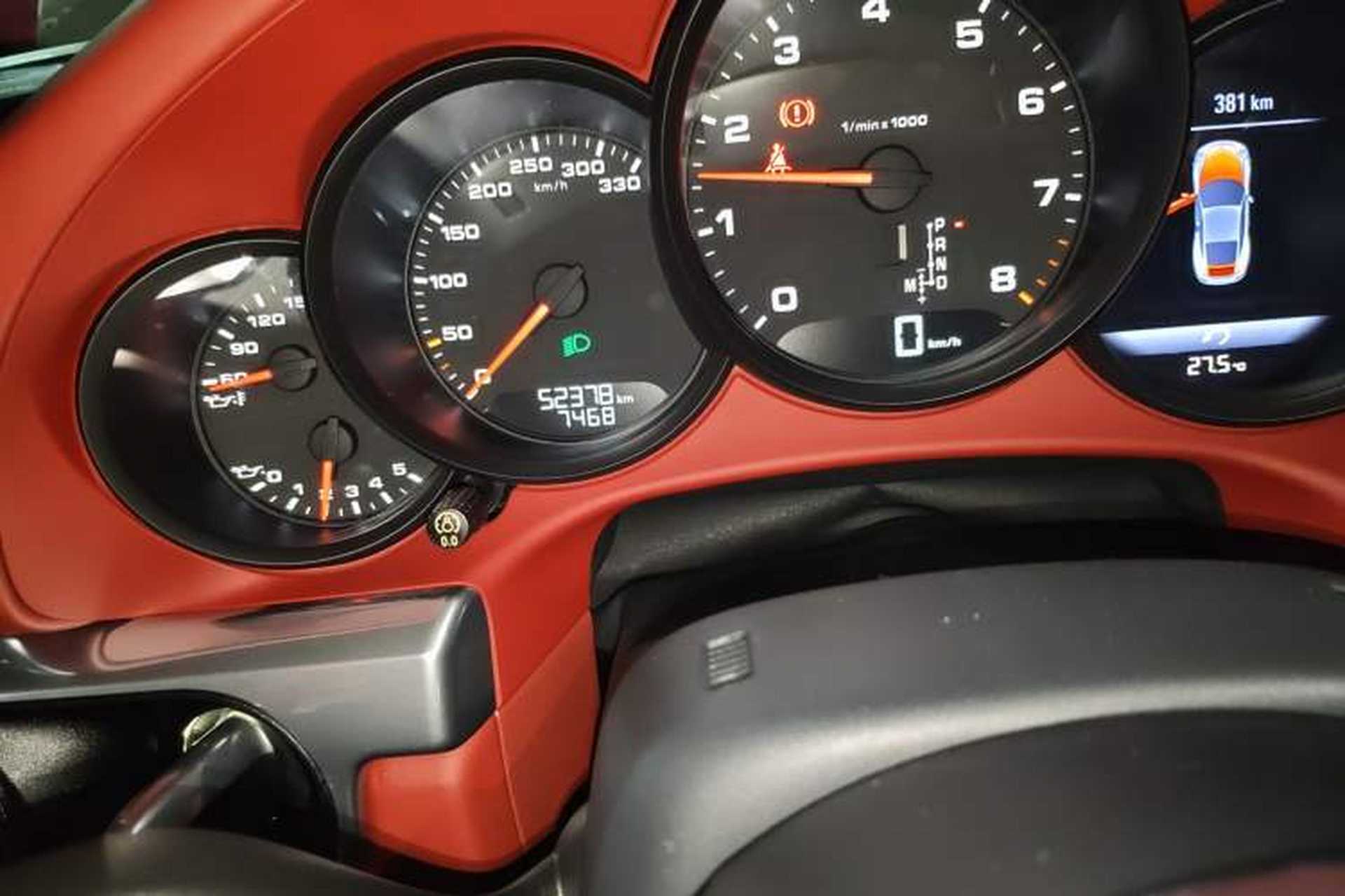 Used Porsche 911 2016 Carrera 3.0T Odometer Close Up