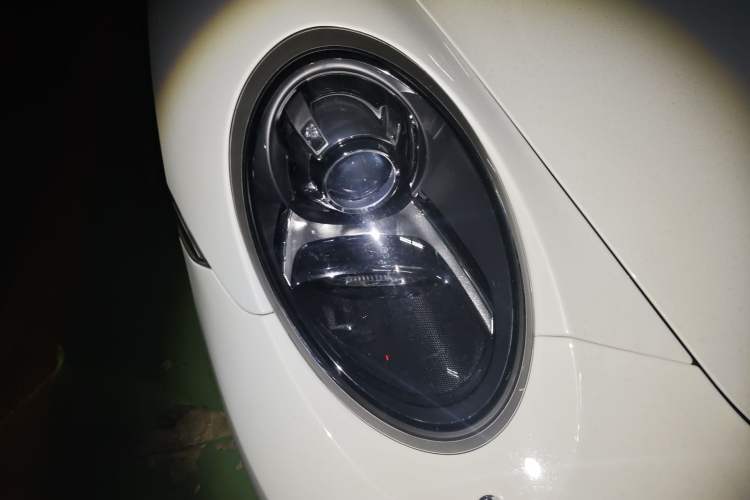 Used Porsche 911 2016 Carrera 3.0T Right Front Headlight