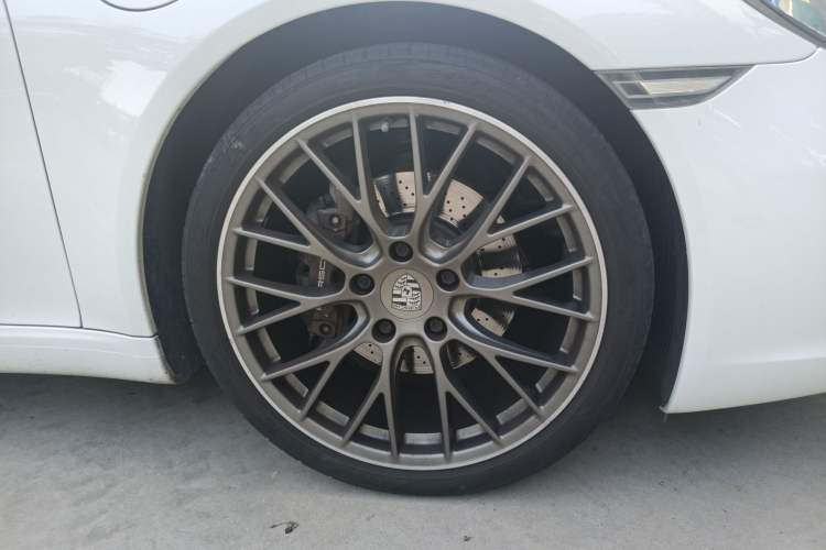 Used Porsche 911 2016 Carrera 3.0T Right Front Wheel Hub