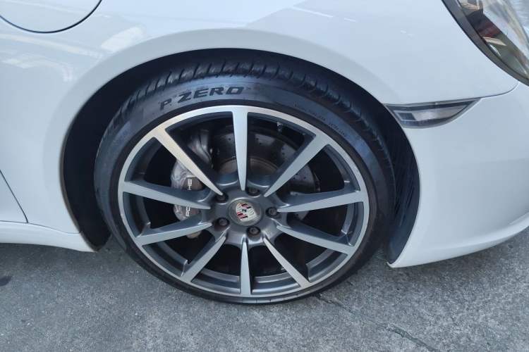 Used Porsche 911 2016 Carrera 3.0T Right Front Wheel Hub