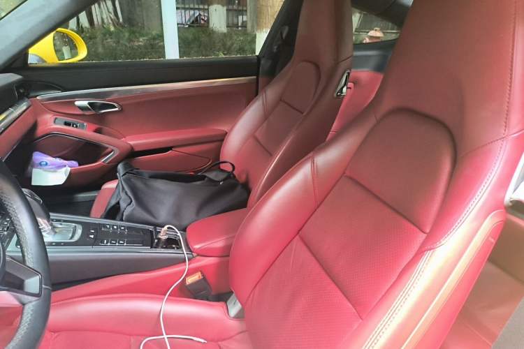 Used Porsche 911 2017 Carrera GTS 3.0T Left Front Seat