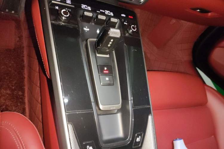 Used Porsche 911 2019 Carrera S 3.0T Gear Lever