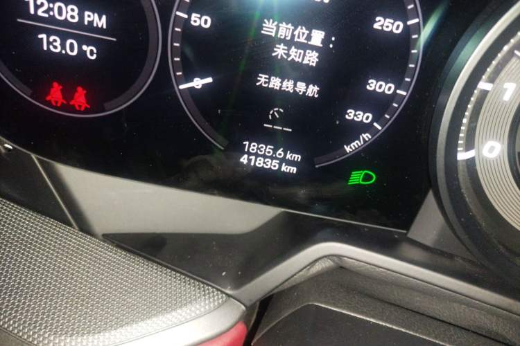Used Porsche 911 2019 Carrera S 3.0T Odometer Close Up