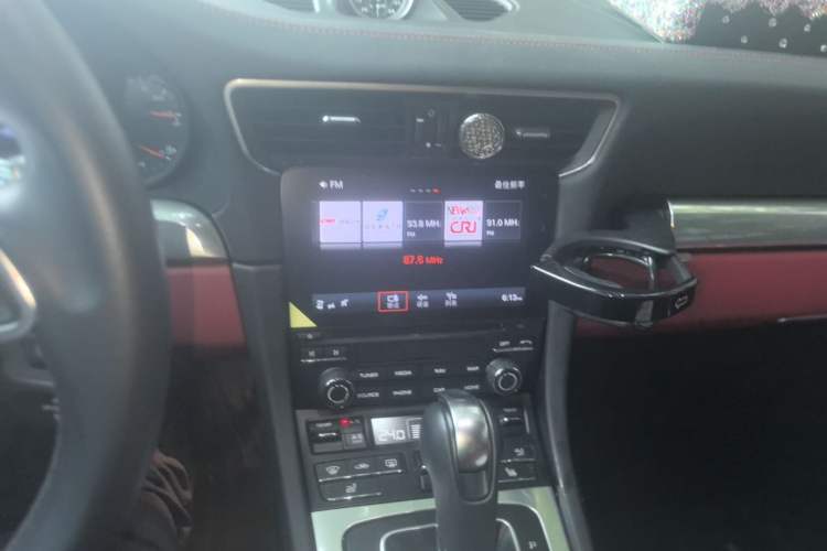 Used Porsche 911  Audio And AC Panel