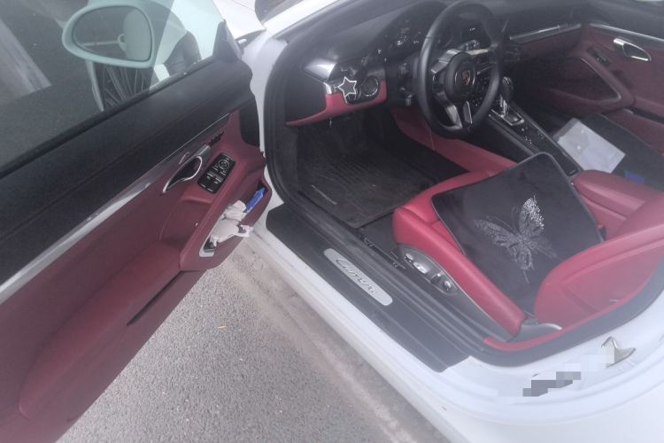 Used Porsche 911  Driver Seat