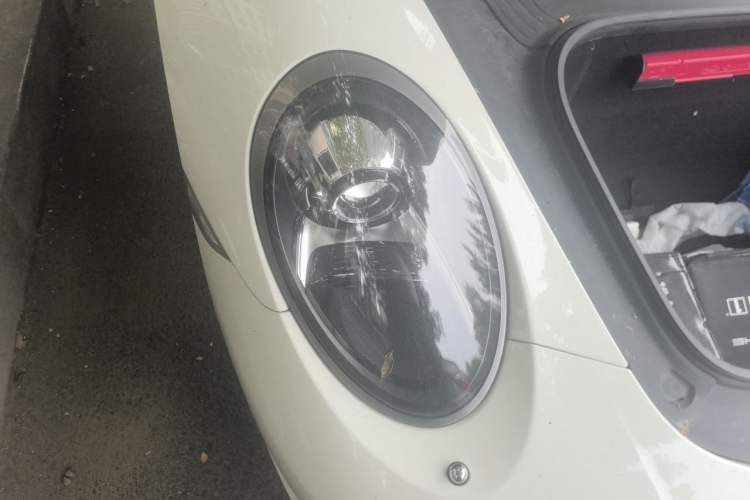 Used Porsche 911  Right Front Headlight