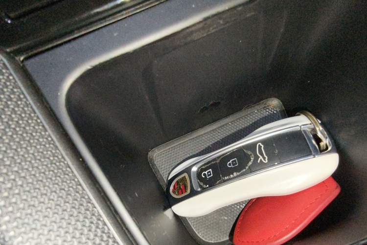 Used Porsche 911 2019 Carrera S 3.0T Vehicle Key