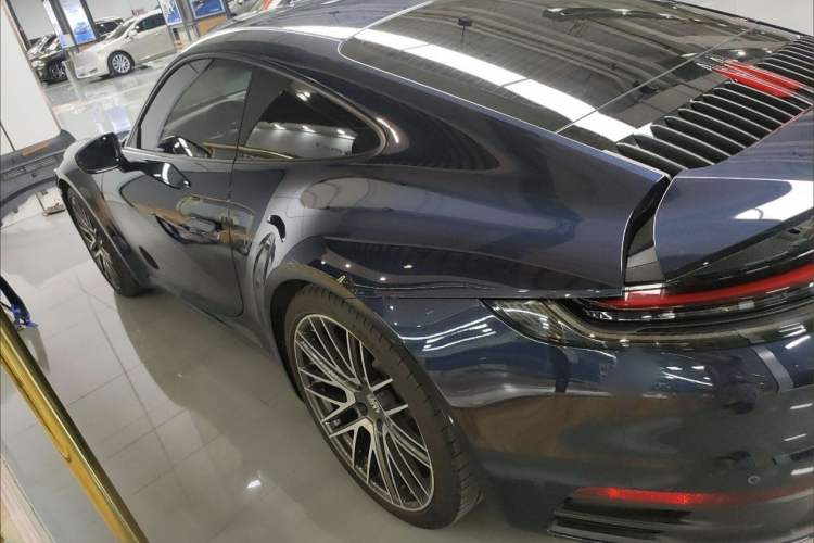 Used Porsche 911 2020 Carrera 3.0T Exterior 8