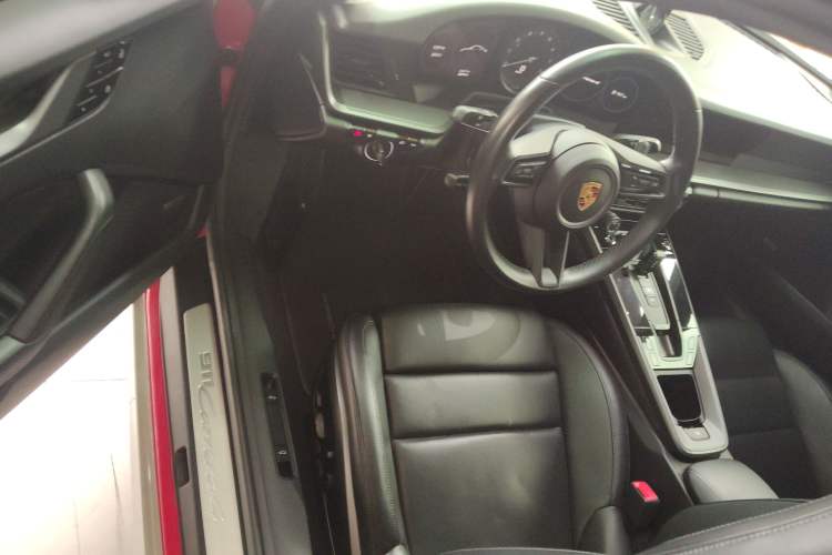 Used Porsche 911 2020 Carrera 4 3.0T Driver Seat