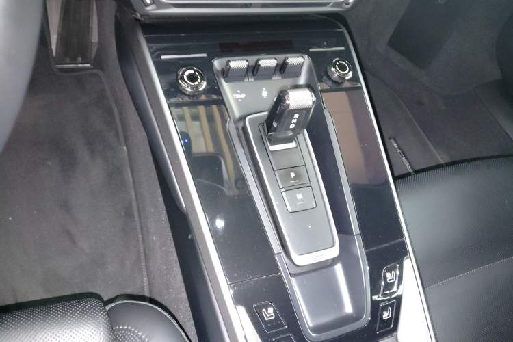 Used Porsche 911 2020 Carrera 4 3.0T Gear Lever