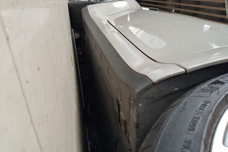 Used Porsche 911 2020 Carrera 4 3.0T Right Side Sill