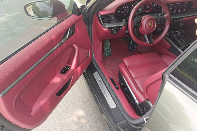 Used Porsche 911 2020 Carrera 3.0T Driver Seat