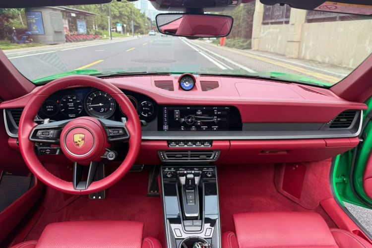Used Porsche 911 2020 Carrera Cabriolet 3.0T Interior 1