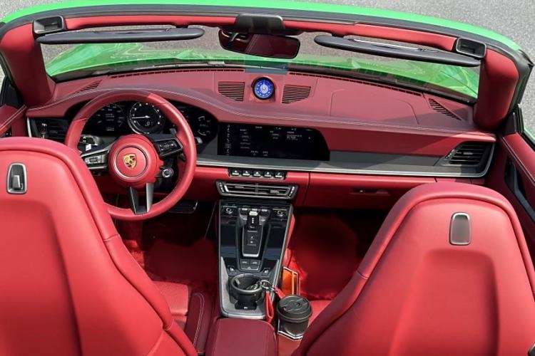 Used Porsche 911 2020 Carrera Cabriolet 3.0T Interior 6