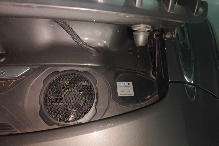 Used Porsche 911 2020 Carrera 3.0T Engine Bay Left