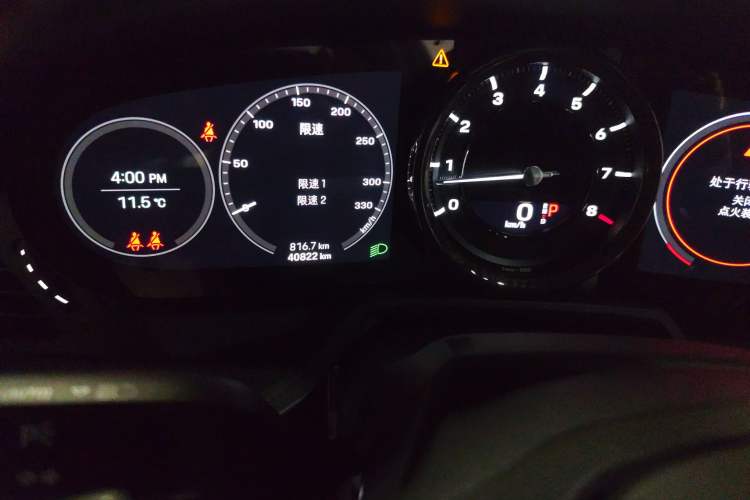 Used Porsche 911 2020 Targa 4 3.0T Odometer Close Up