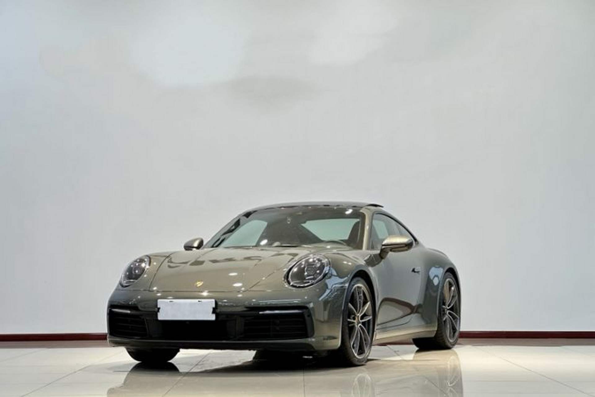 Used Porsche 911 2020 Carrera 3.0T Front Left 45 Deg