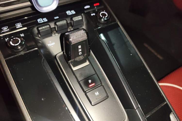 Used Porsche 911 2020 Carrera 3.0T Gear Lever