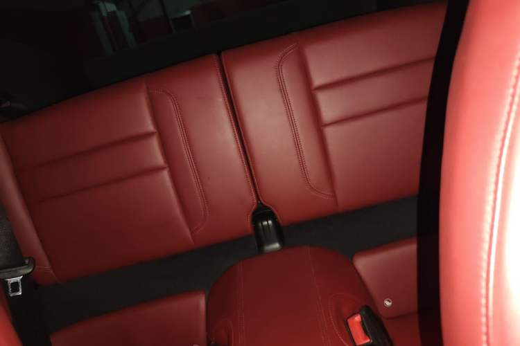 Used Porsche 911 2020 Carrera 3.0T Left Rear Seat