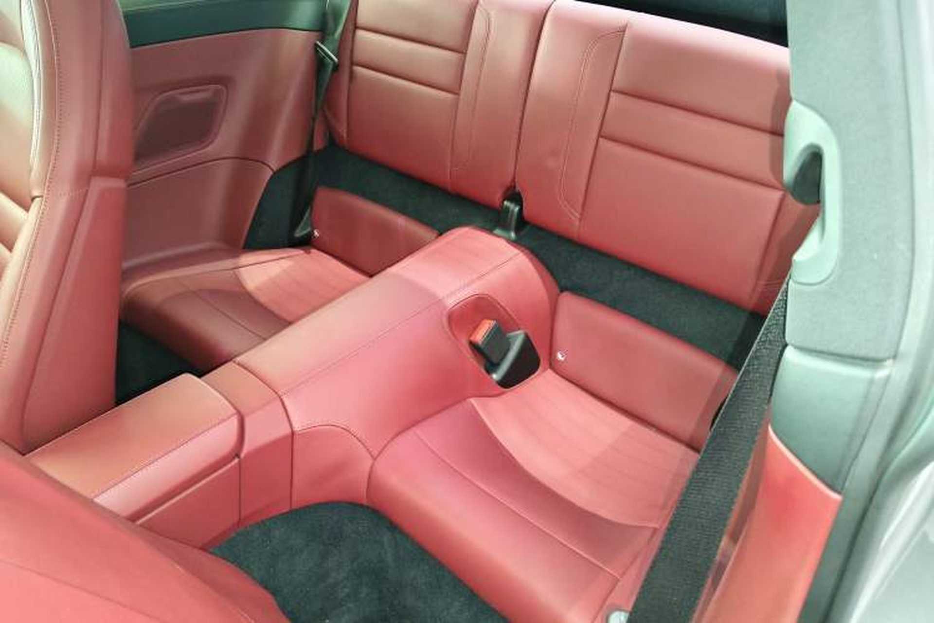 Used Porsche 911 2020 Carrera 3.0T Left Rear Seat