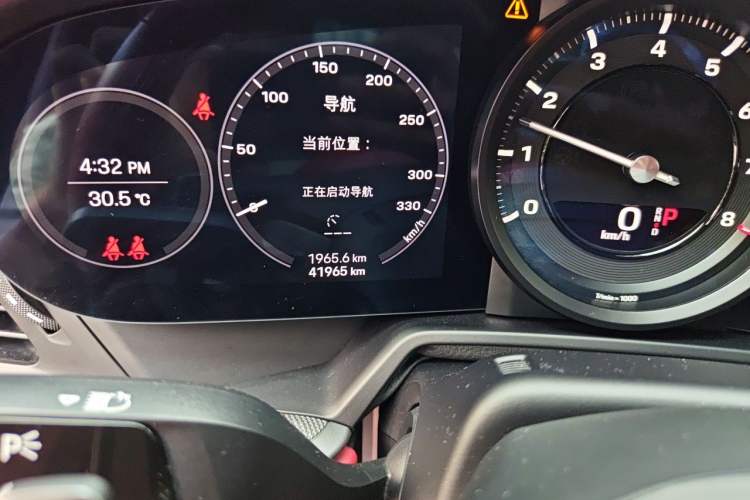 Used Porsche 911 2020 Carrera 3.0T Odometer Close Up