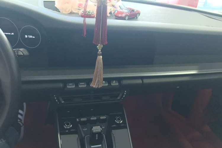 Used Porsche 911 2020 Carrera 3.0T Audio And AC Panel