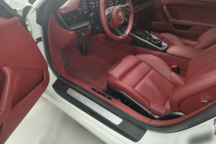 Used Porsche 911 2020 Carrera 4 3.0T Driver Seat