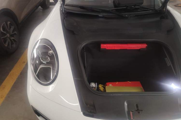 Used Porsche 911 2020 Carrera 3.0T Engine Bay Right