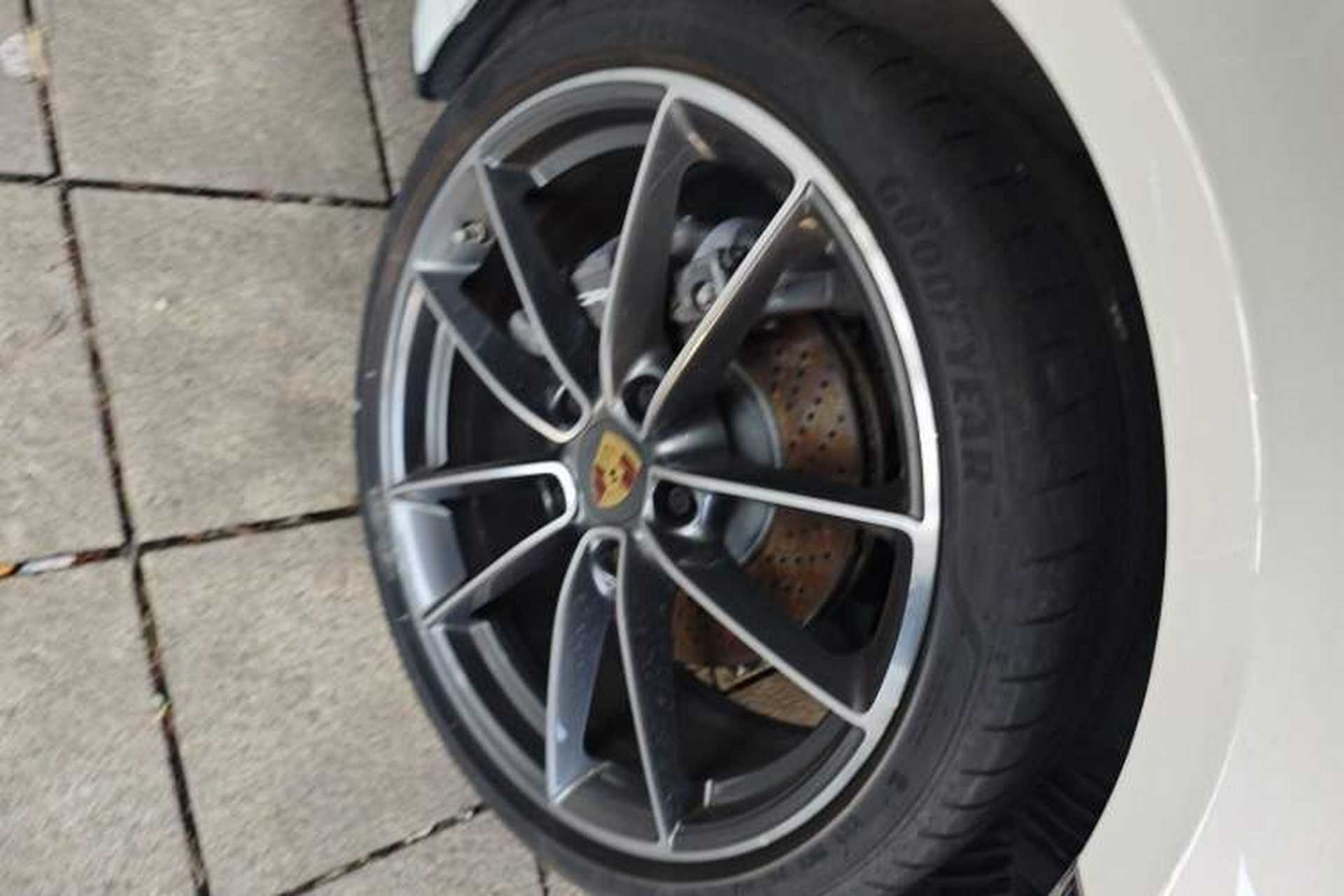 Used Porsche 911 2020 Carrera 3.0T Exterior 7