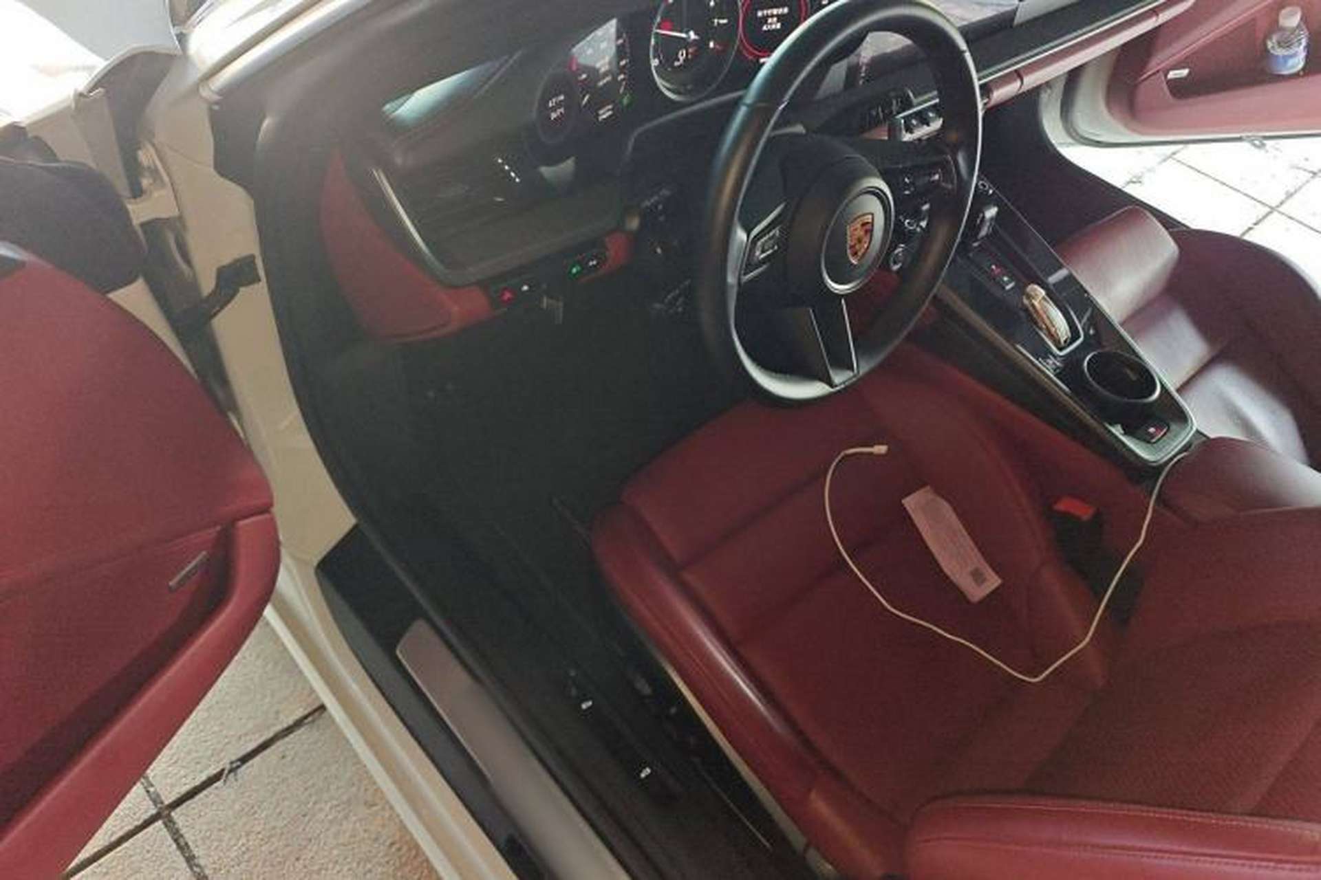 Used Porsche 911 2020 Carrera 3.0T Interior 3
