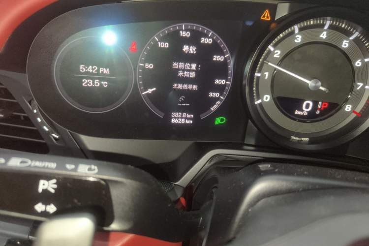 Used Porsche 911 2020 Carrera 4 3.0T Odometer Close Up