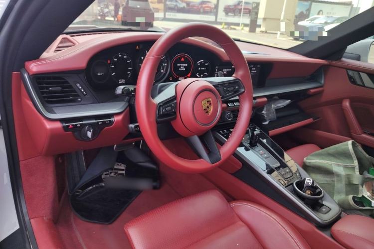 Used Porsche 911  Center Console