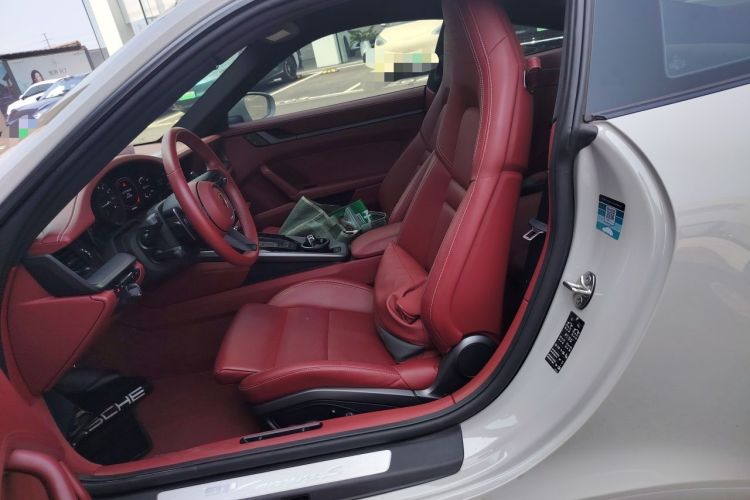 Used Porsche 911  Left Front Seat