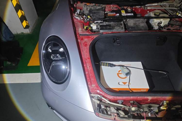 Used Porsche 911  Engine Bay Right