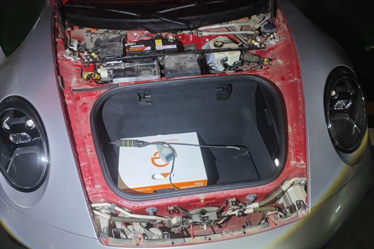 Used Porsche 911  Engine Bay