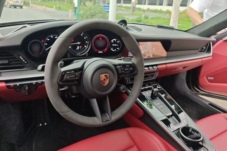 Used Porsche 911 2022 Carrera 3.0T Center Console