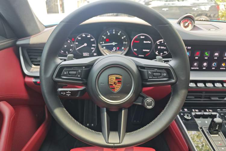 Used Porsche 911 2022 Carrera 3.0T Interior 6