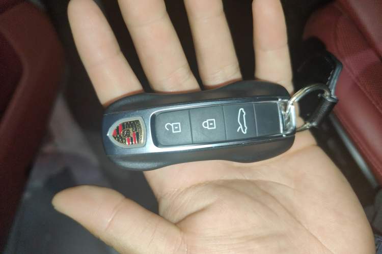 Used Porsche 911 2022 Carrera 3.0T Vehicle Key