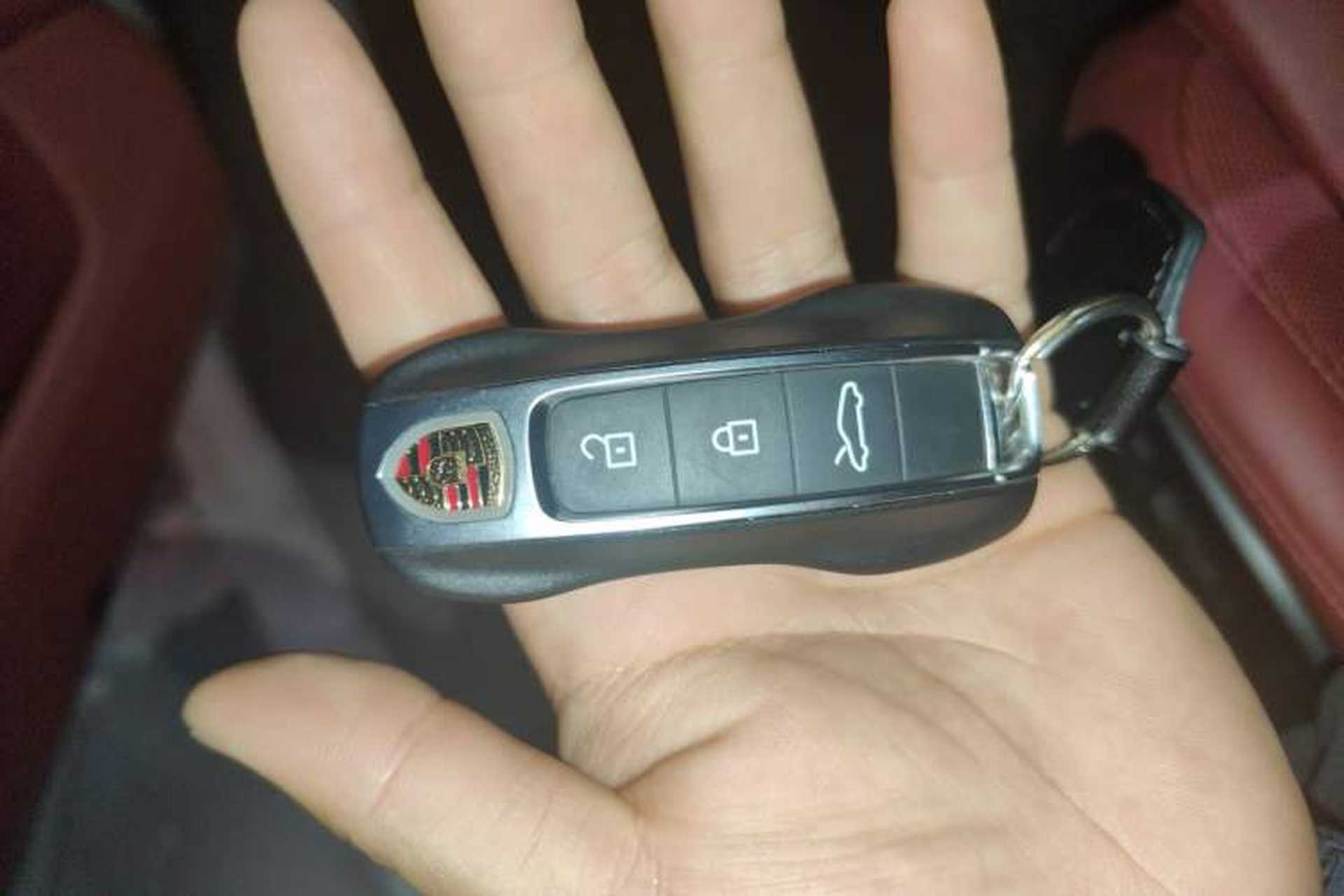 Used Porsche 911 2022 Carrera 3.0T Vehicle Key