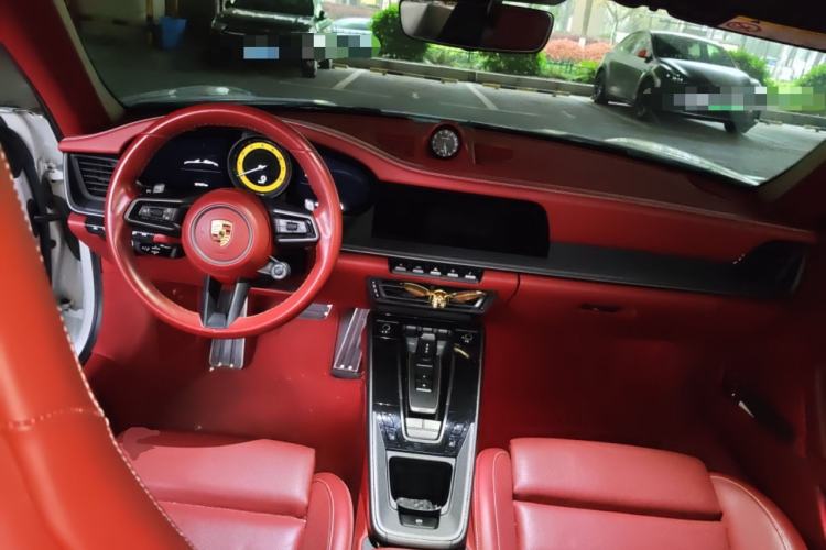 Used Porsche 911 2022 Targa 4S 3.0T Center Console