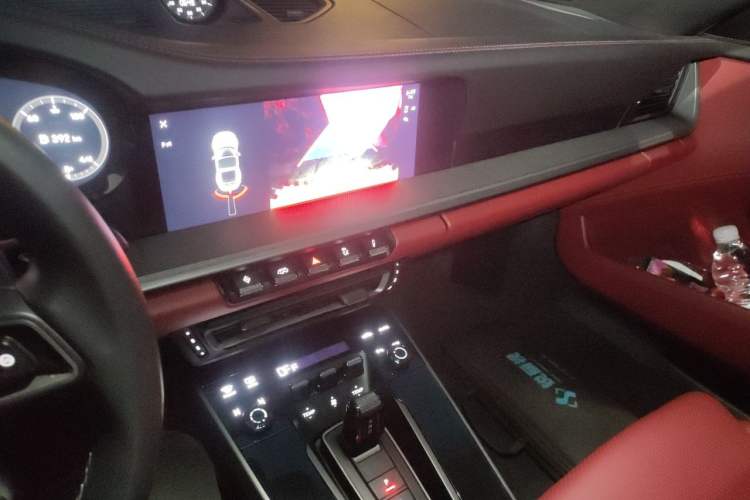 Used Porsche 911 2022 Targa 4 3.0T Audio And AC Panel