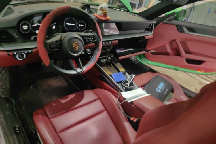 Used Porsche 911 2022 Carrera 3.0T Center Console